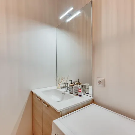 Cosy 25 Min Gare De Lyon Apartment Melun